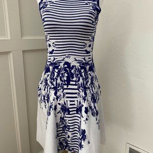 Karen Millen Stretch knit fit and flare blue/white dress